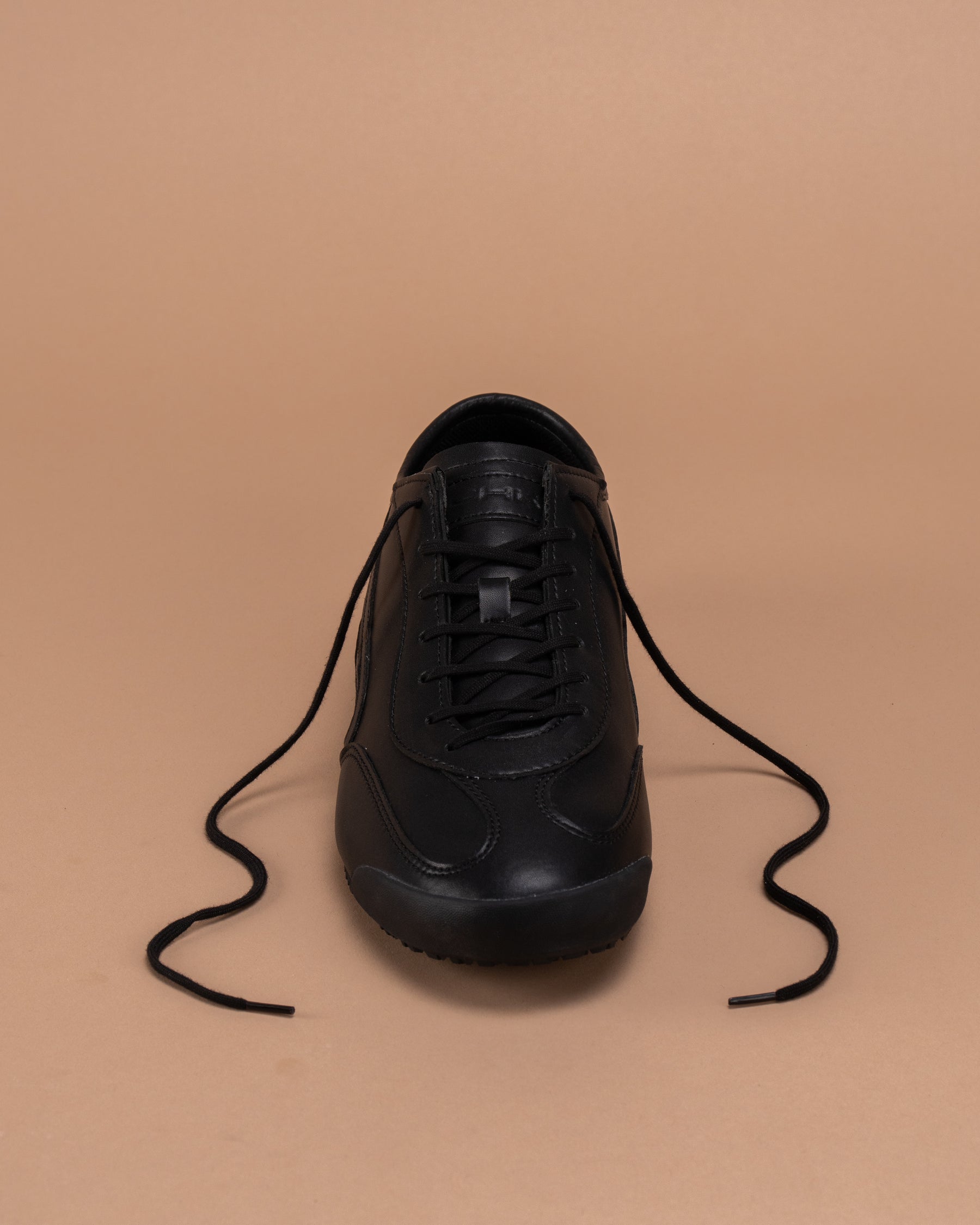 STRIDE — Ink Black